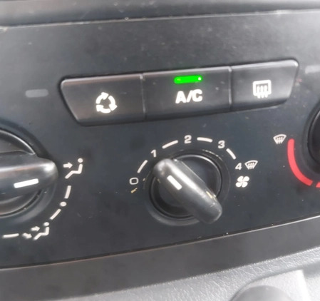 Fiat Scudo cena 48900 przebieg: 231000, rok produkcji 2016 z Sosnowiec małe 211